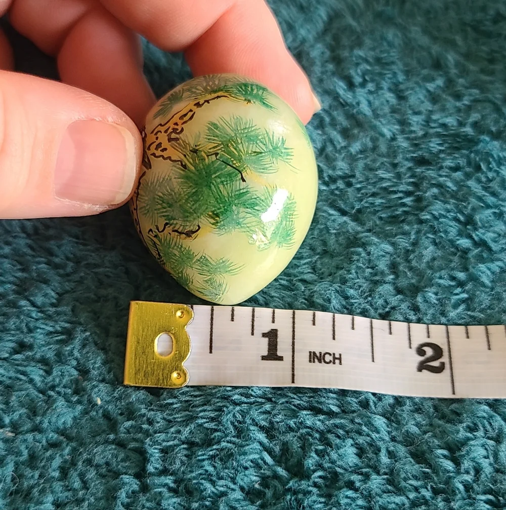 Jade Hand-Painted Owl Eggs - Picture 9 of 9